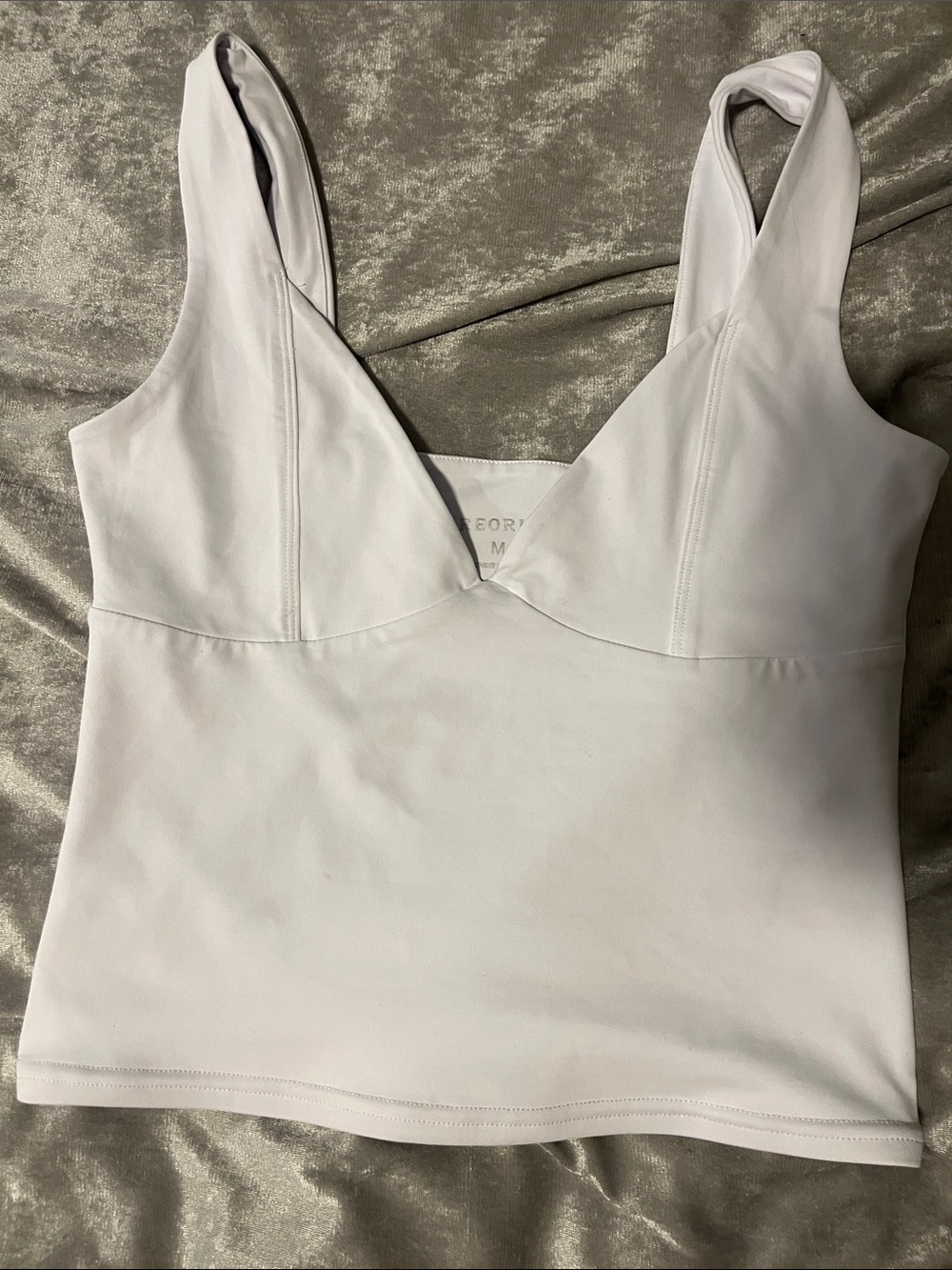 ReoRia White V-Neck Tank Top